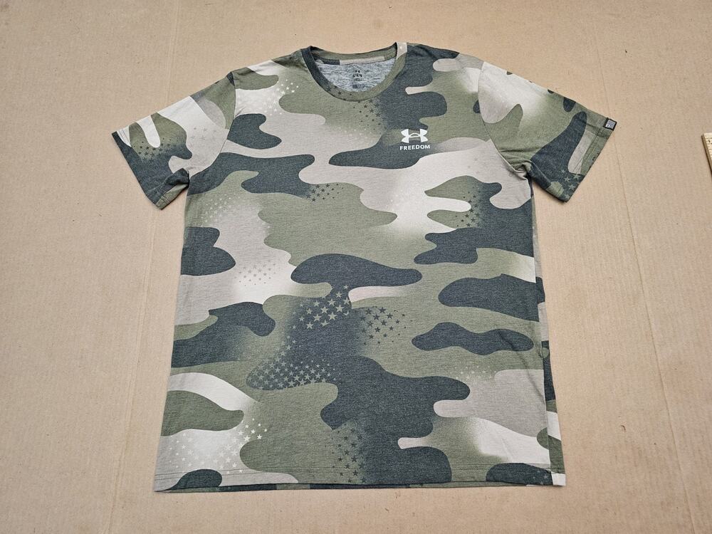 Mens Under Armour Loose Camo Camouflage Short Sleeve T Shirt LARGE Green